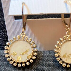 Glass Dangle Drop Pierced Earrings Kidney Wire Antique Victorian Style